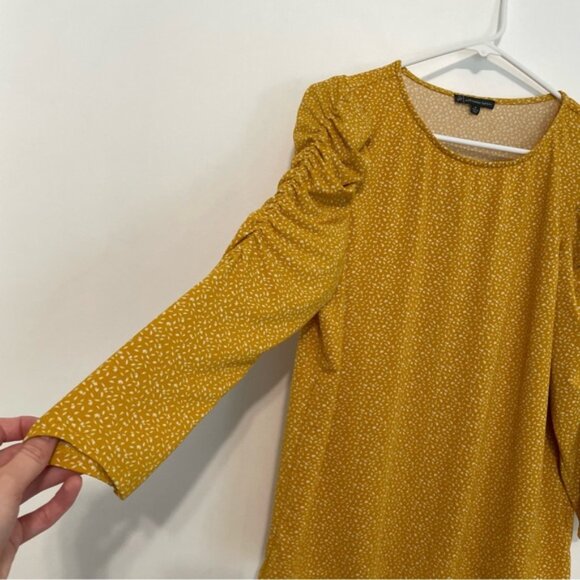 ADRIANNA PAPELL Caterpillar Sleeve 3/4 Sleeve Top Mustard Golden Yellow Printed - Picture 8 of 14